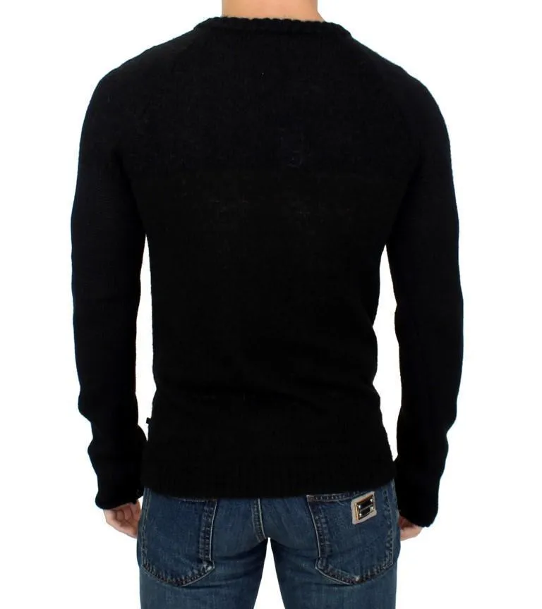 Black knitted wool V-neck sweater