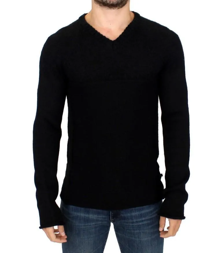 Black knitted wool V-neck sweater