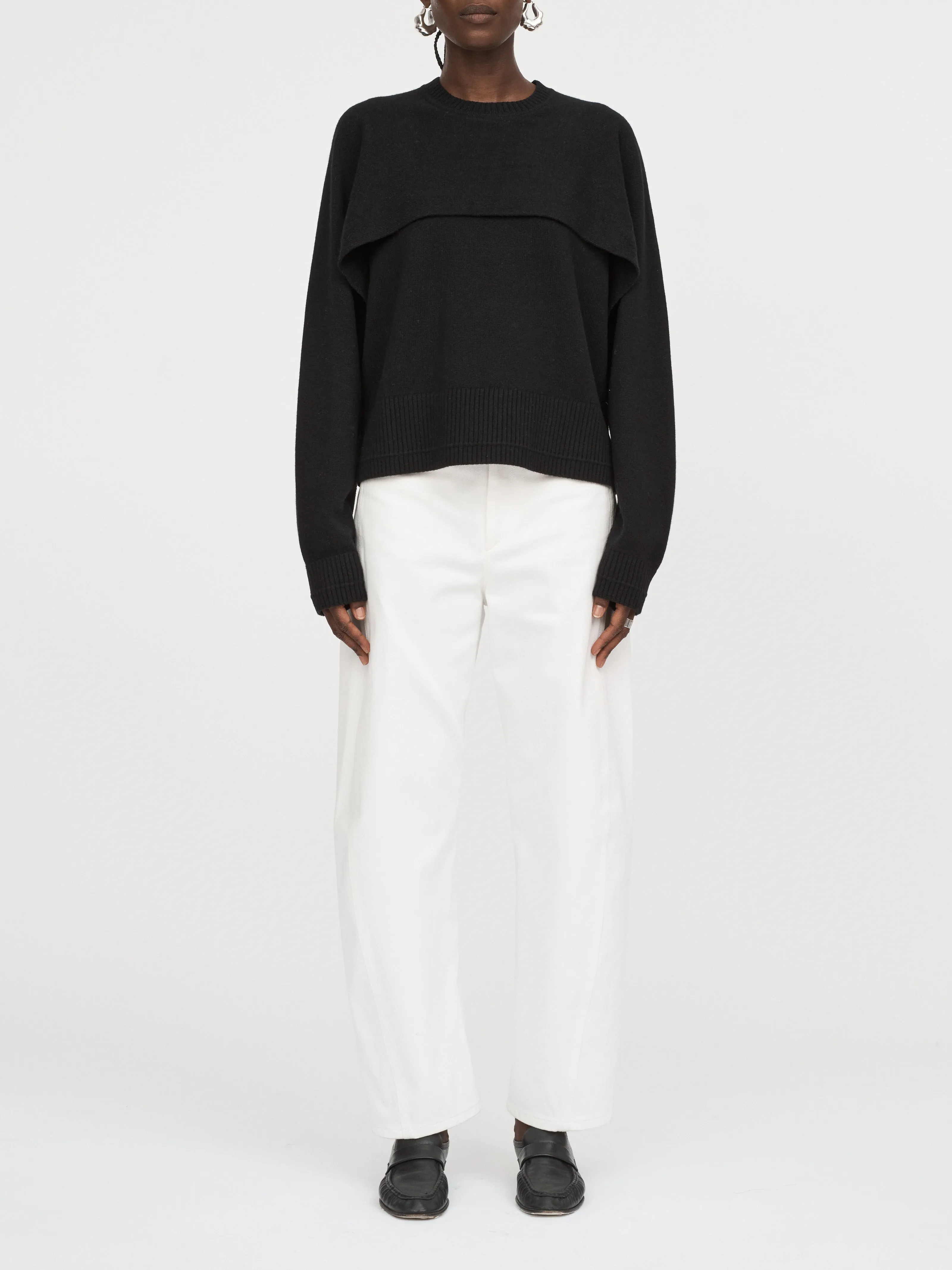 Cape Crew in Black