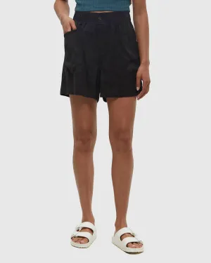 Cascades Short