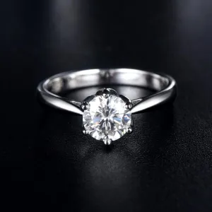 Classic Six Claw Design, 1.00ct Round Cut