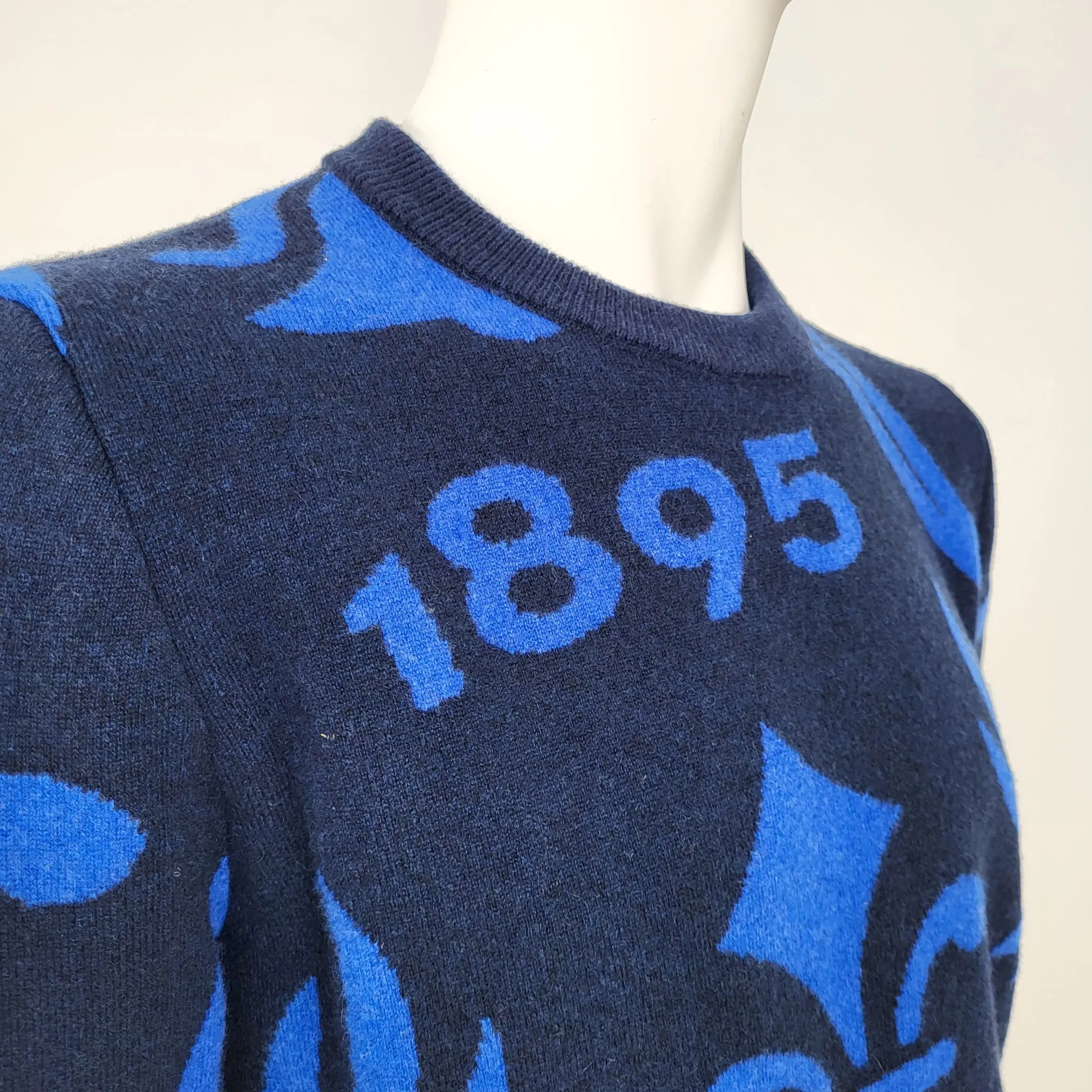 Crest Jacquard Sweater
