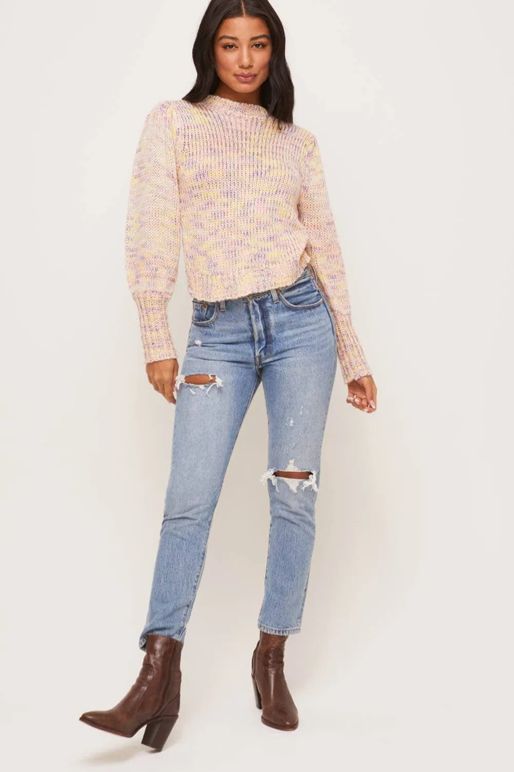 CREWNECK SWEATER