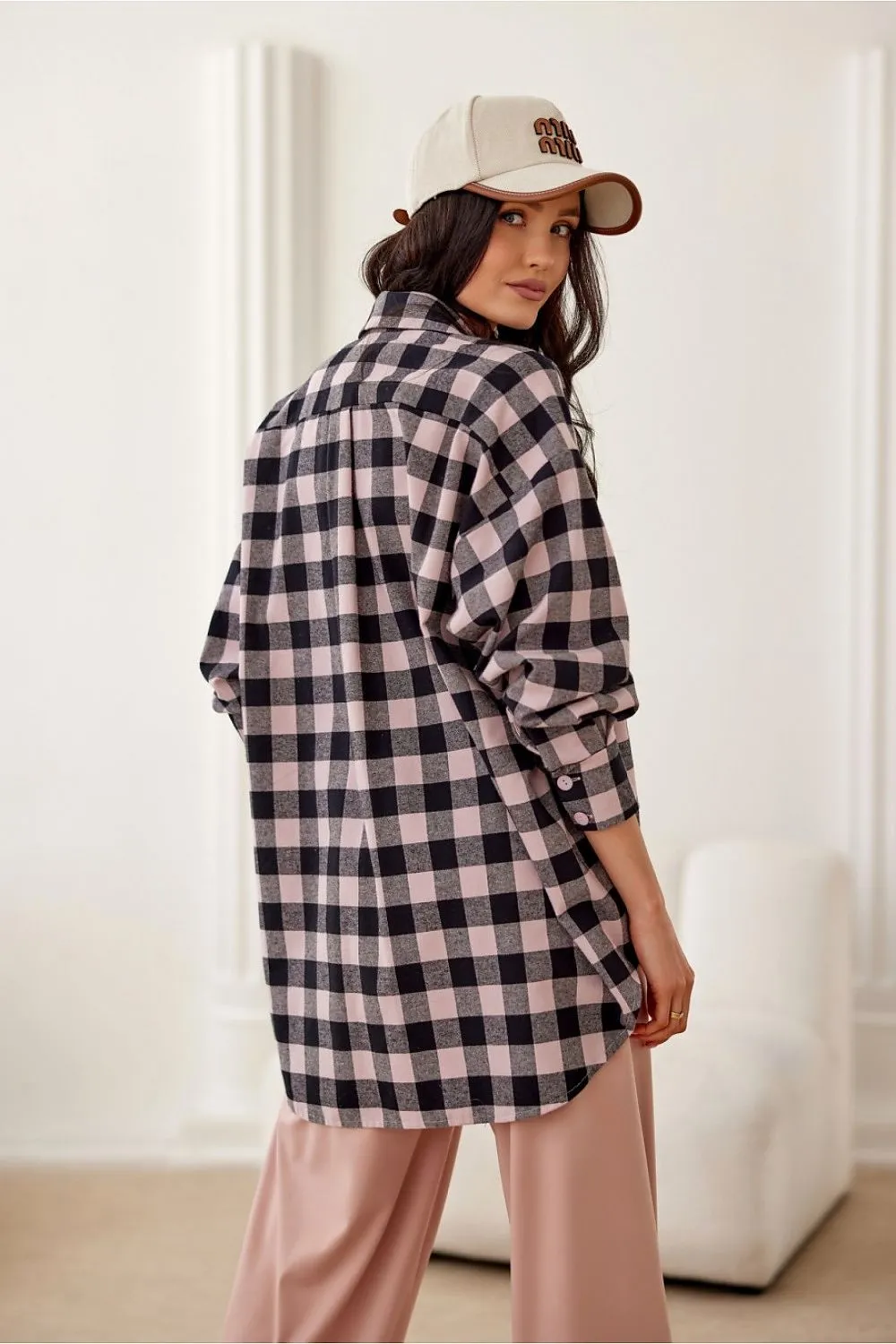 Elegant Flannel Shirt with Elongated Back