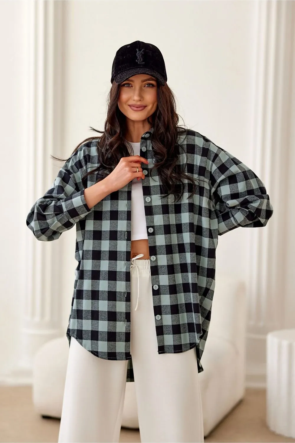 Elegant Flannel Shirt with Elongated Back