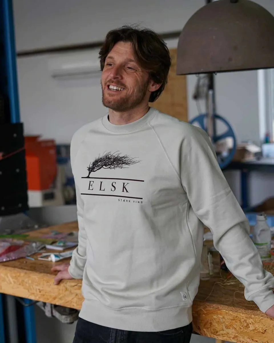 ELSK® VIND TVÆRS MEN'S CREWNECK - PALE PISTACHE
