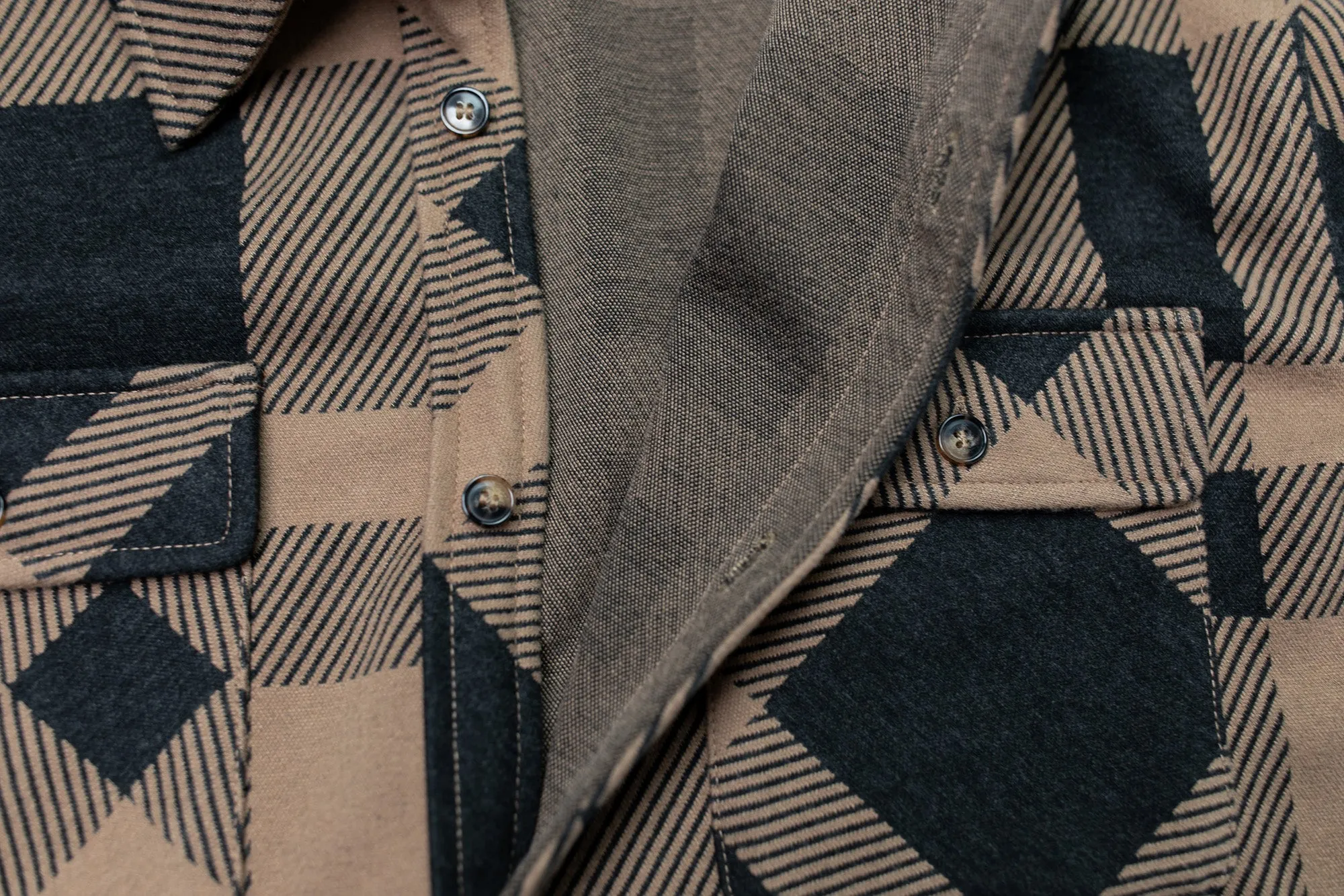 Legend Stretch Shacket (Wood / Anthracite)
