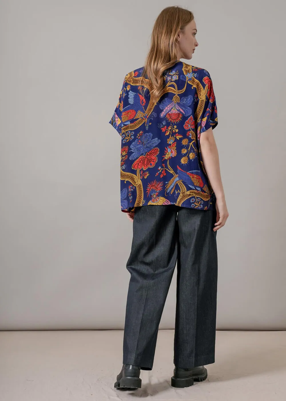 One Hundred Stars Climbing Peacock Tea Blouse Royalblue