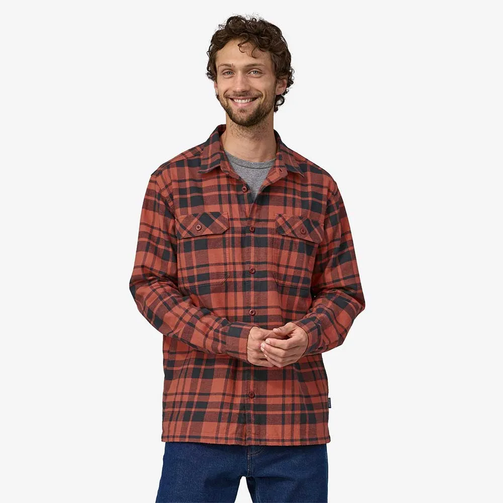 Patagonia Long Sleeved Organic Cotton Fjord Flannel Shirt
