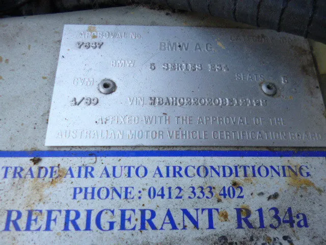 S2675 5' E34 Sedan 525i M20 AUTO 1989/02