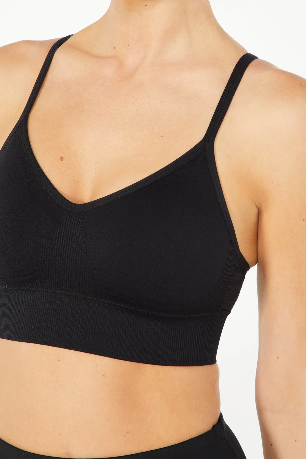 Sofia Seamless Bra (Black)