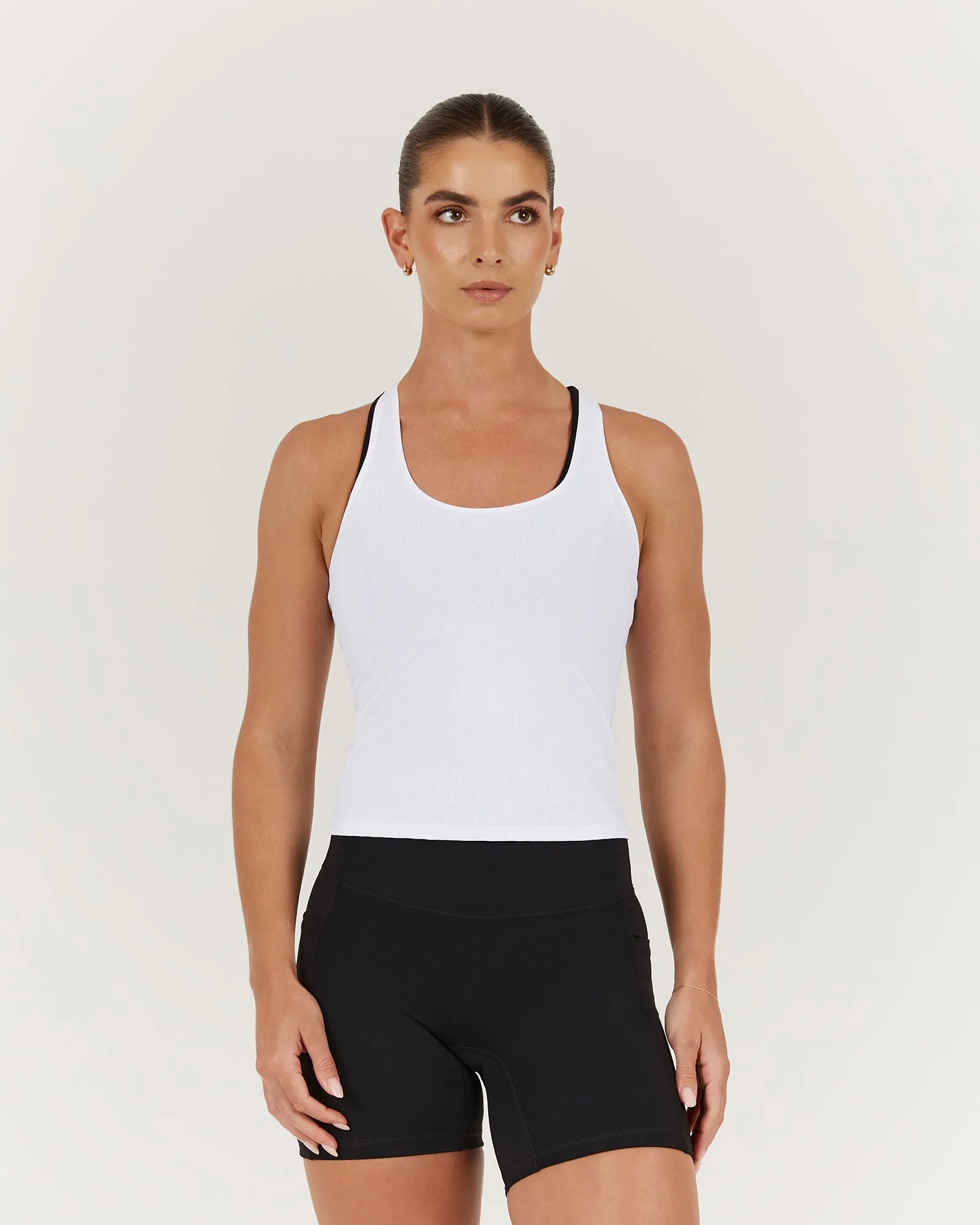 STRIDES TANK TOP - WHITE