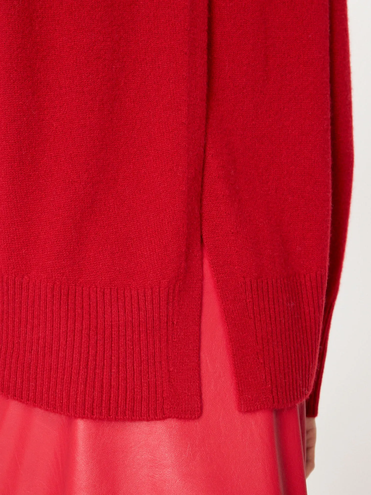 The Onda Crewneck Sweater