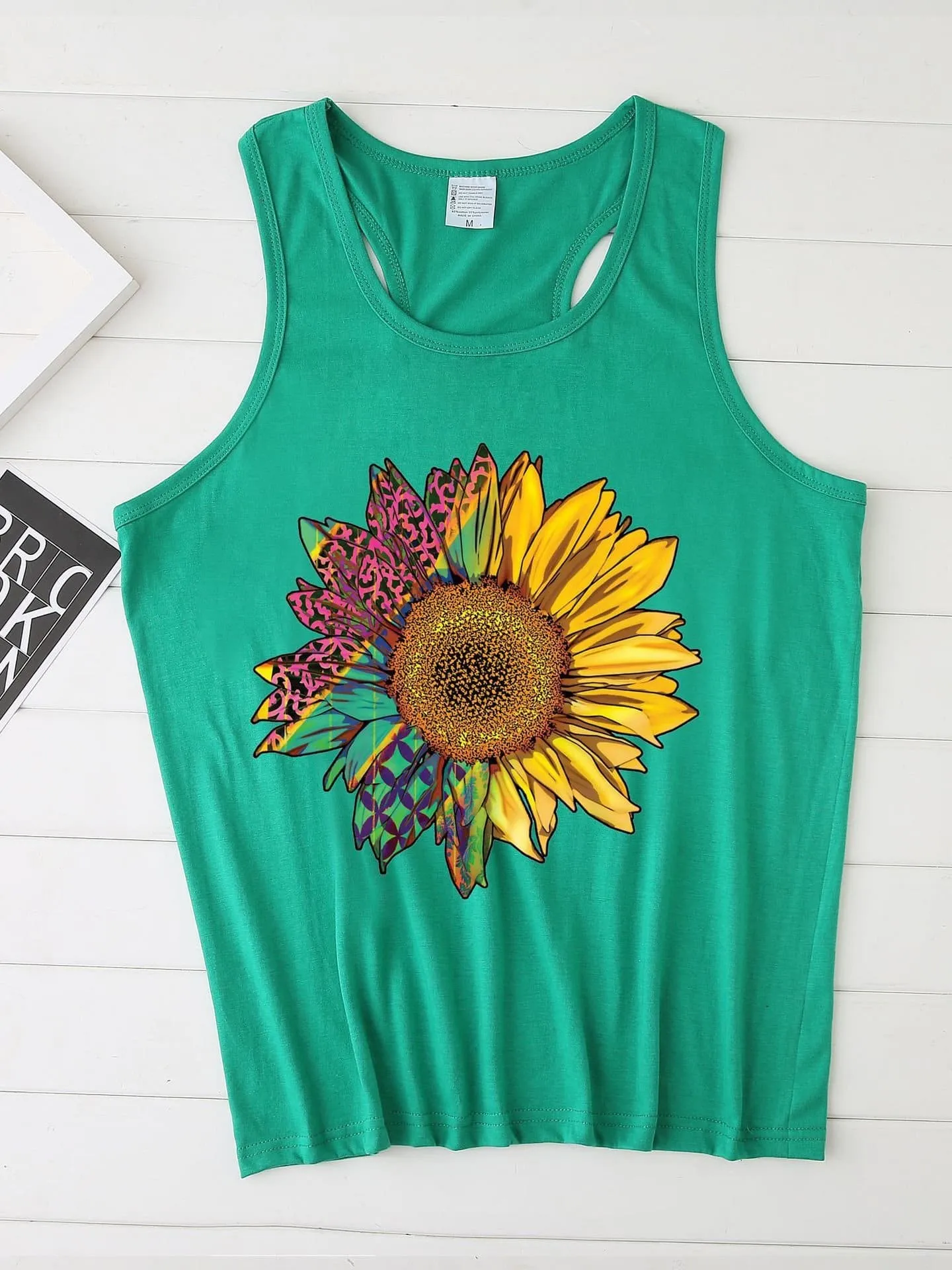 Themeisles Popular Flower Print Loose Tank Top