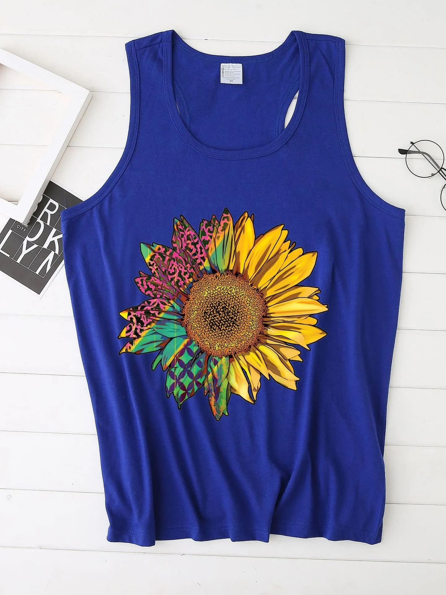Themeisles Popular Flower Print Loose Tank Top