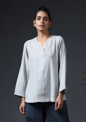 THREE BUTTON TOP- ECRU