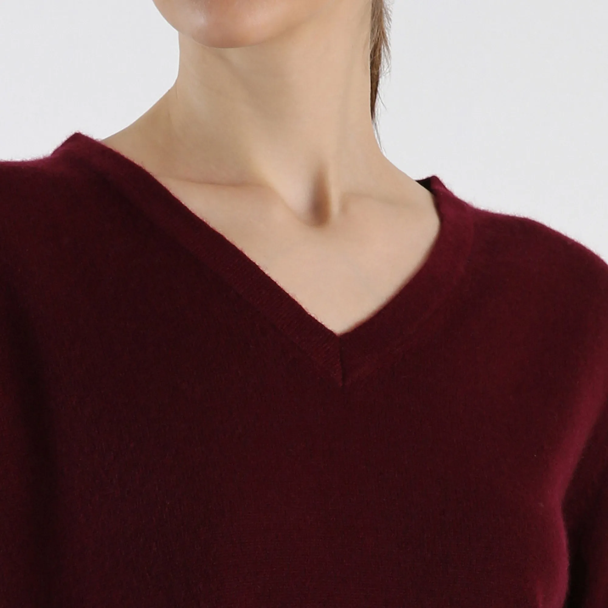 V-Neck Pure Cashmere Sweater - Maroon