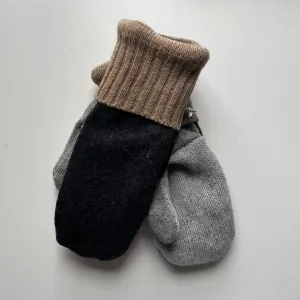 Women's Mittens - Brown & Grey - 1100 M/L