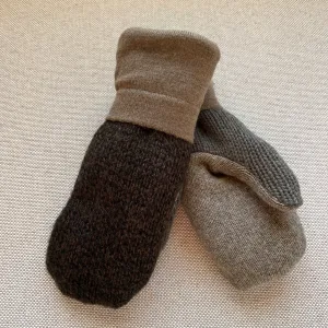 Women's Sherpa Lined Mittens - Shades of Brown - 527