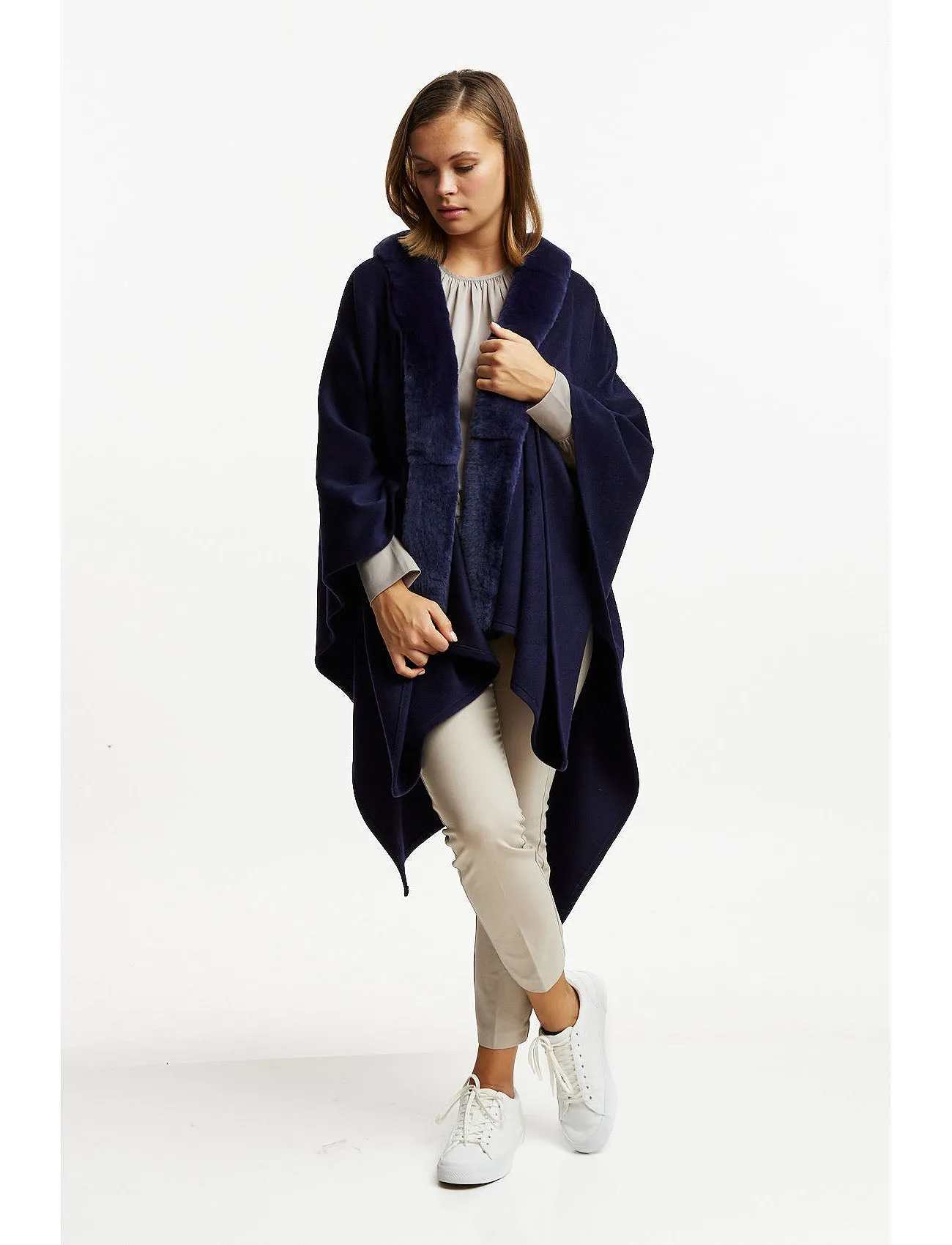 Wool poncho with fur trim - navy