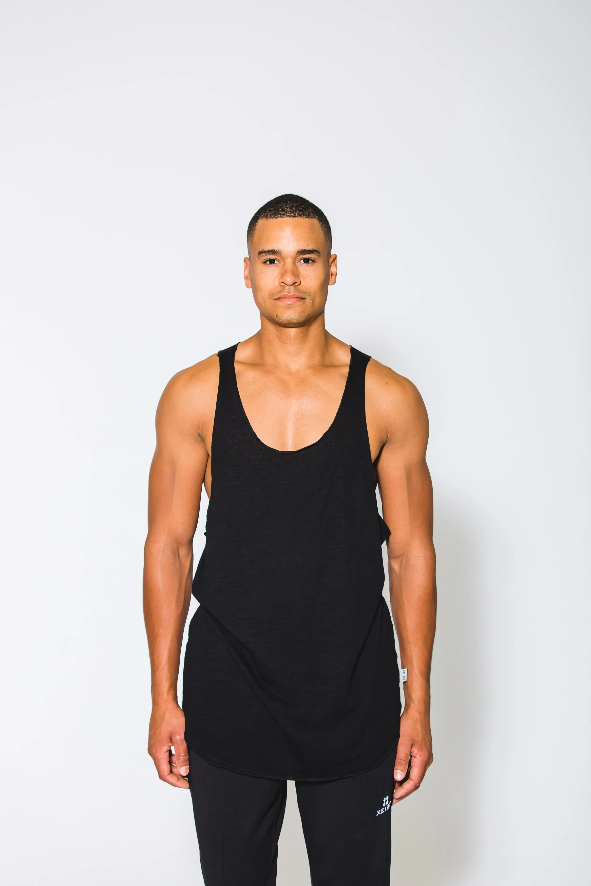 Xeist Essential Tank